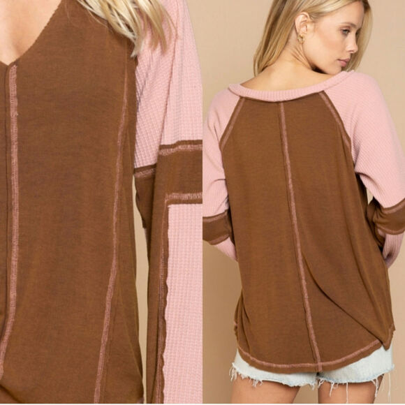 POL spliced thermal split neck top pink brown medium - Picture 5 of 5